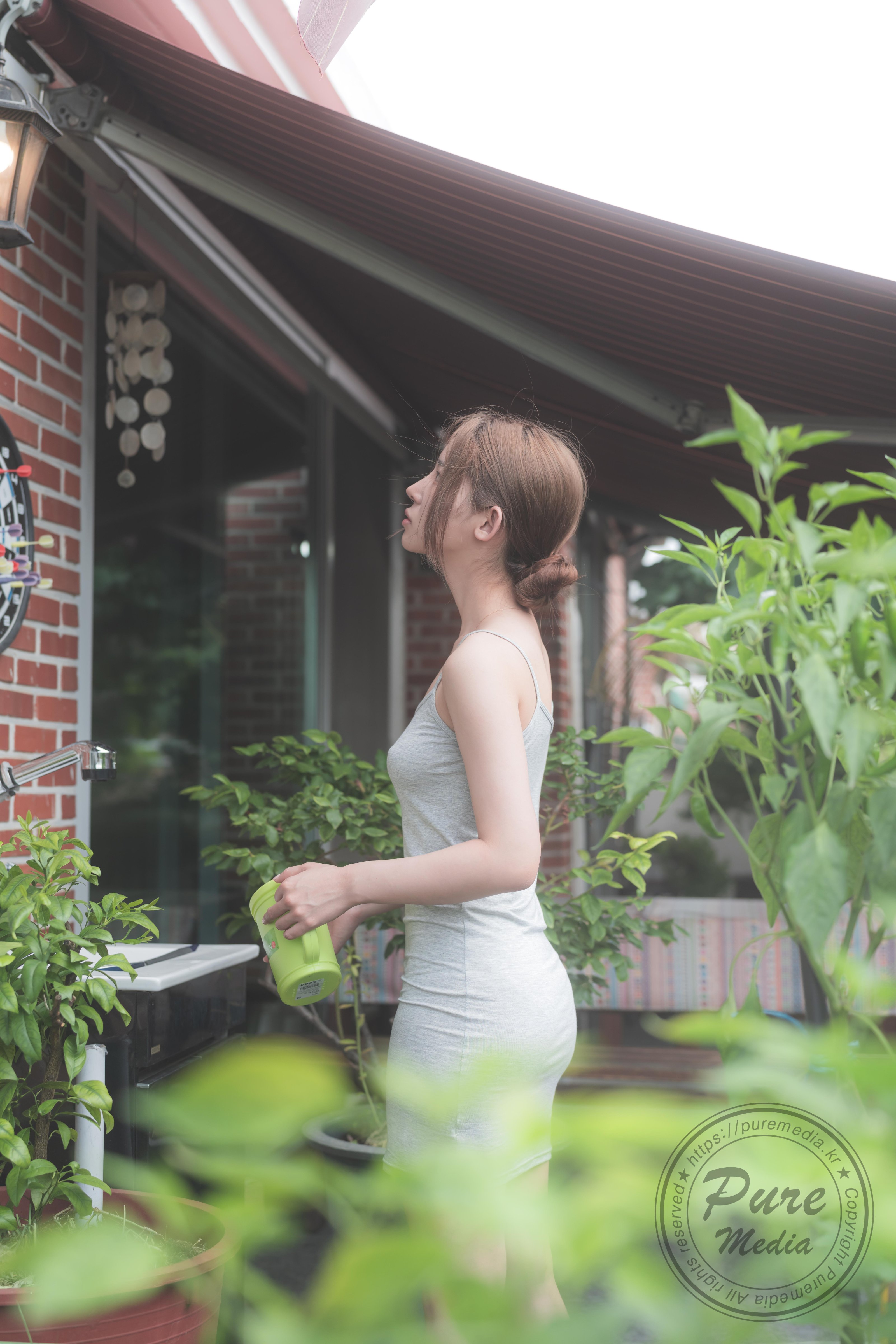 Bad Delivery Guy and New Wife 第2章 第18页
