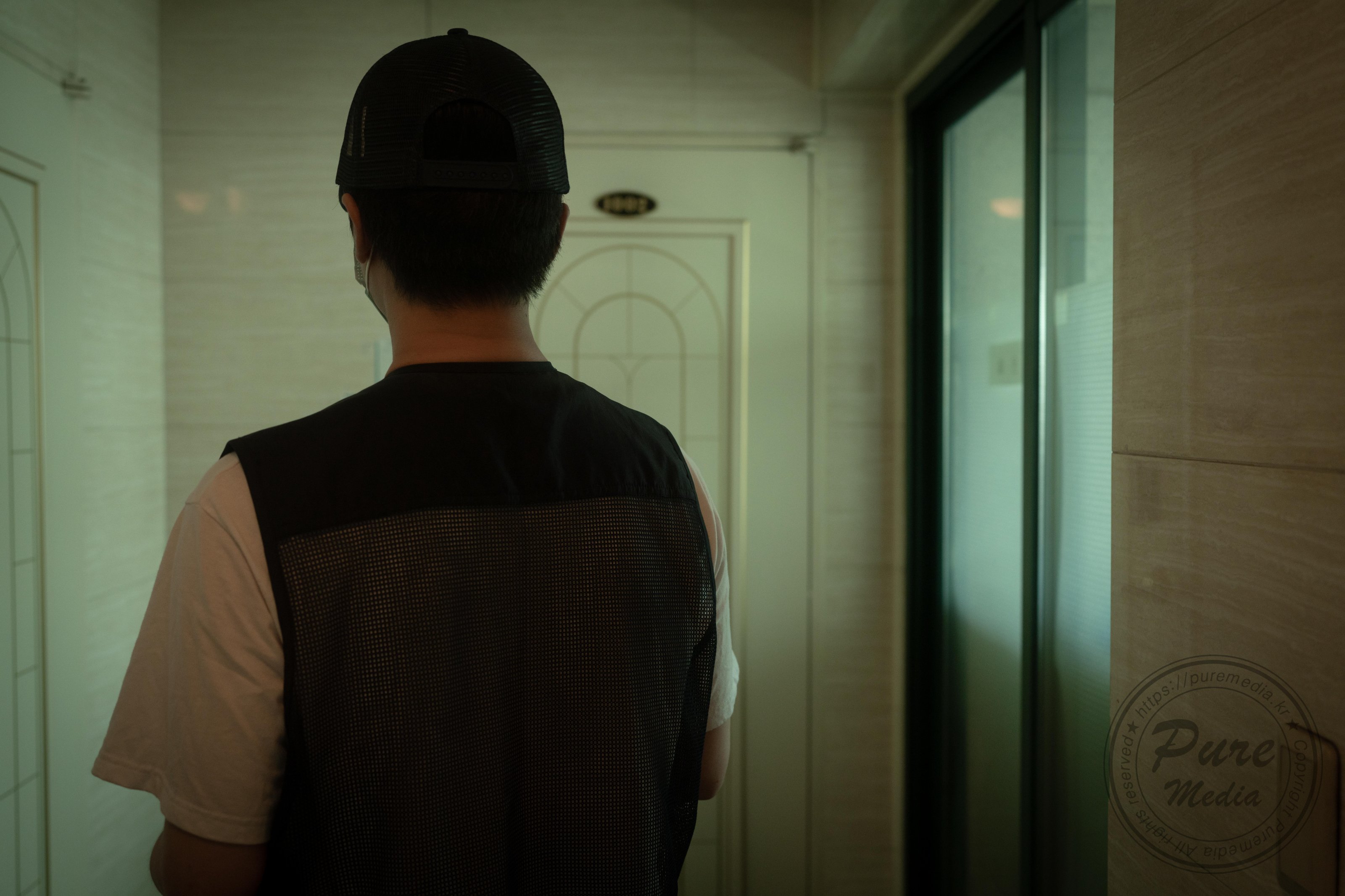 Bad Delivery Guy and New Wife 第3章 第12页