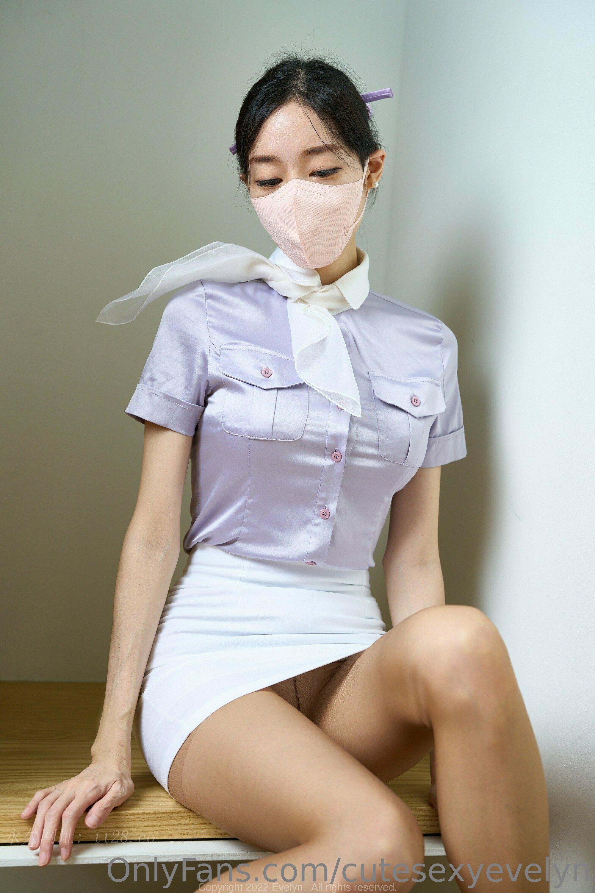 美臀美胸-Evelyn口罩妹 第2章 第15页