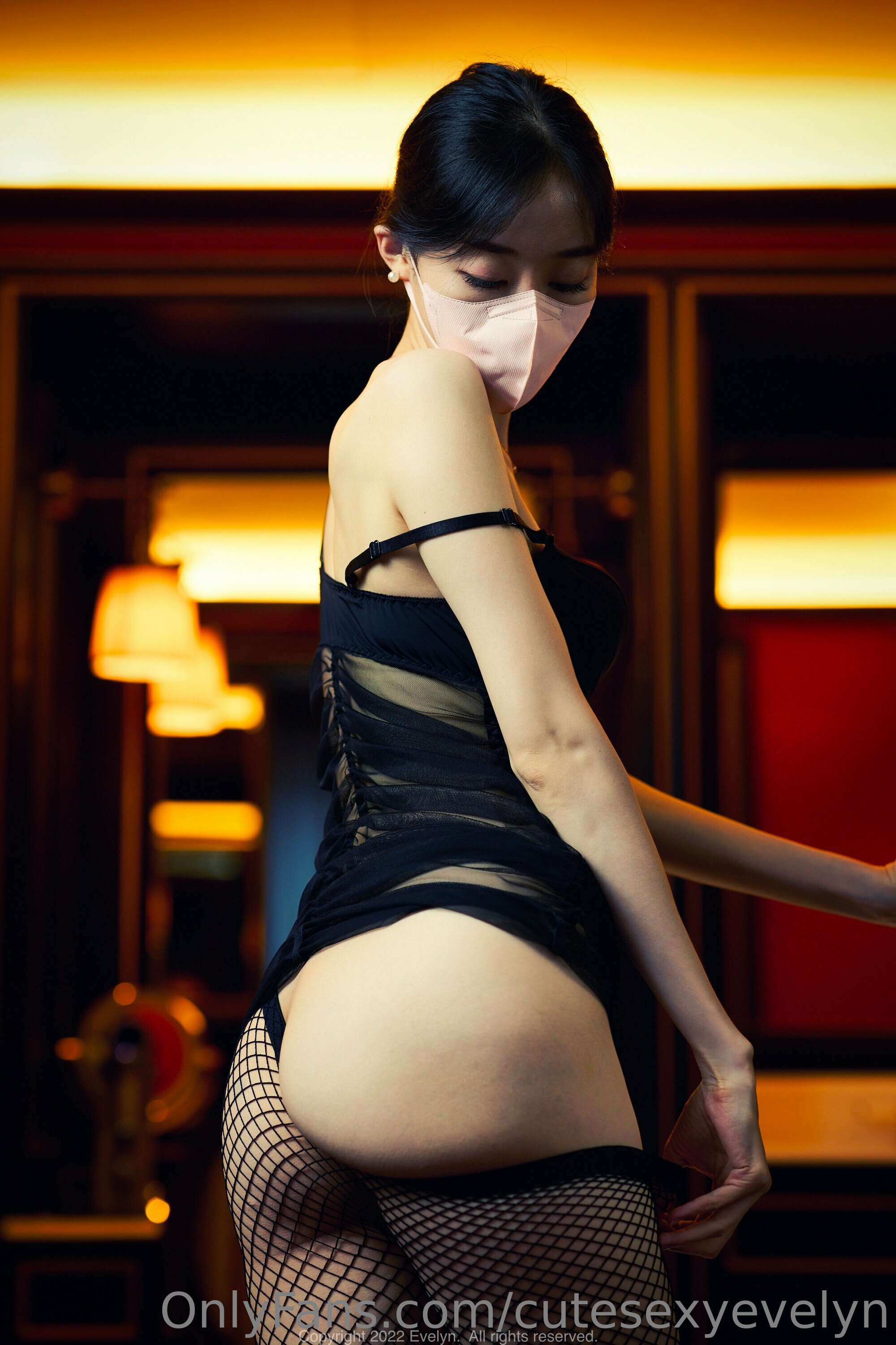 美臀美胸-Evelyn口罩妹 第7章 第5页