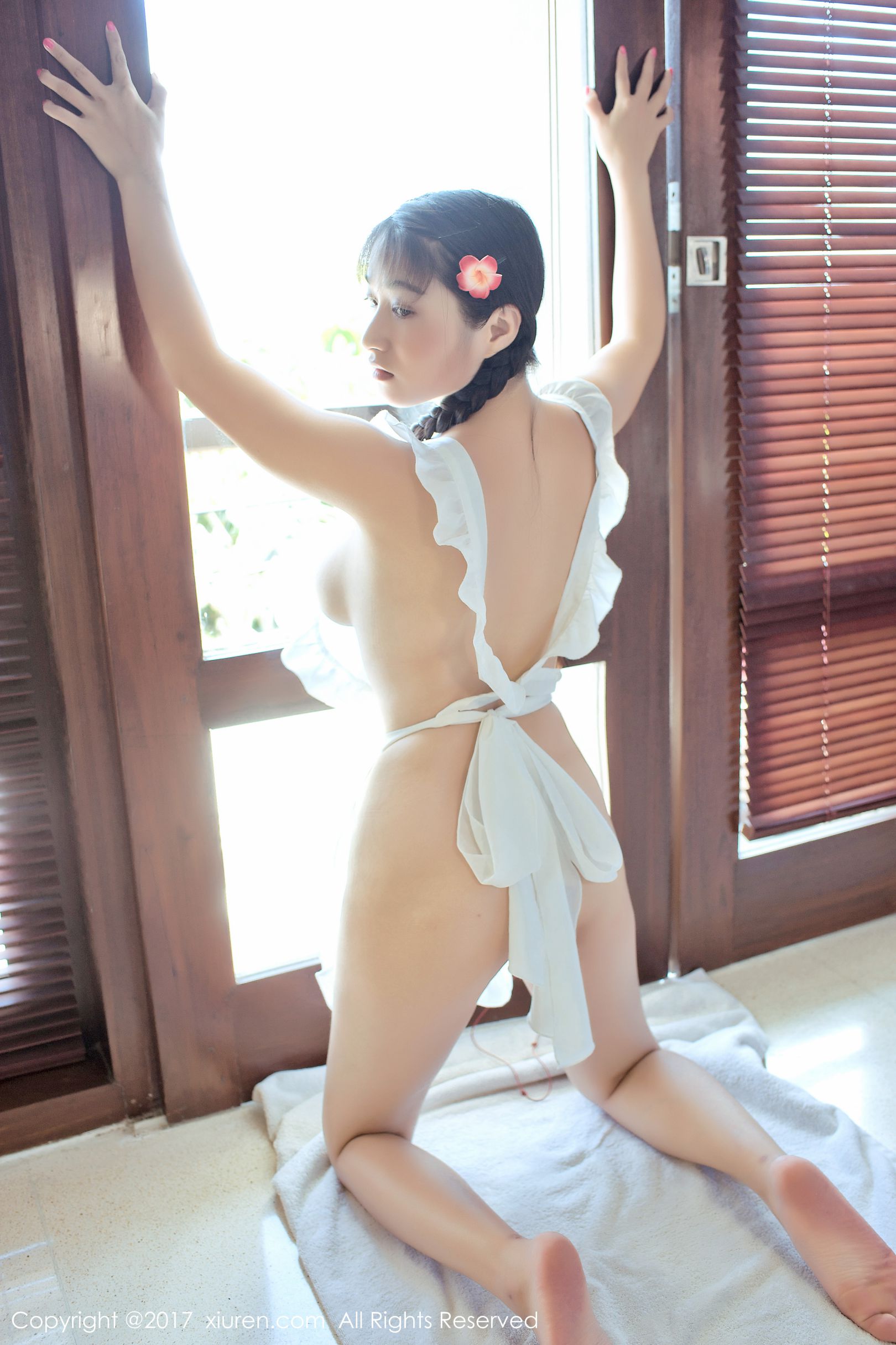 性感写真（真人集） 99年纯天然童颜巨乳气质妹子缇娜美身材非常娇小，却拥有F杯丰满巨乳 第4页