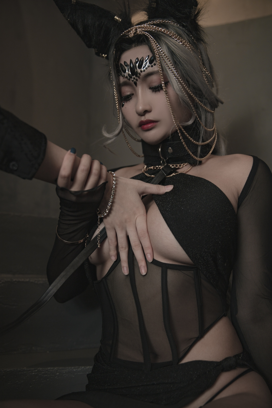 狼少女-狼女的调教 第1章 第8页